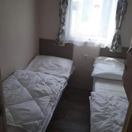 Luxe Vakantiechalet Met Omheinde Tuin 6pers Сasa de vacaciones Bredene