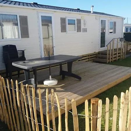 펜션 Luxe Vakantiechalet Met Omheinde Tuin 6pers