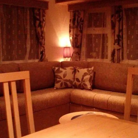 펜션 Luxe Vakantiechalet Met Omheinde Tuin 6pers *