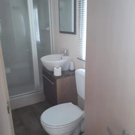 Luxe Vakantiechalet Met Omheinde Tuin 6pers Дом отдыха Бреден