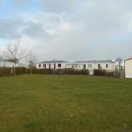 Luxe Vakantiechalet Met Omheinde Tuin 6pers Сasa de vacaciones Bredene